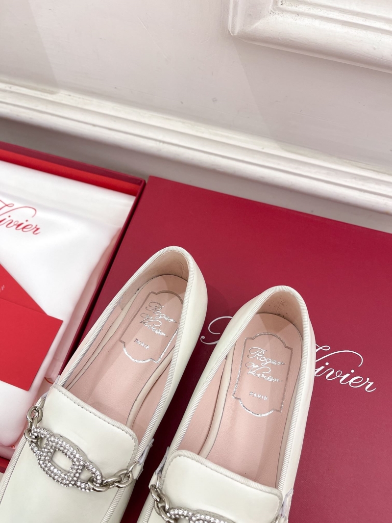 Roger Vivier flat shoes